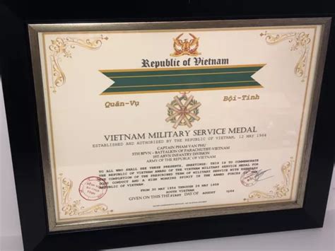 MÉDAILLE DU SERVICE MILITAIRE VIETNAM CERTIFICAT COMMÉMORATIF avec