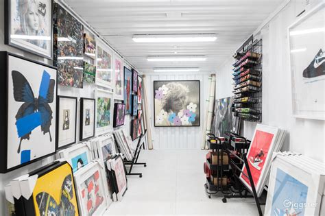 Modern Art Studio and Gallery | Rent this location on Giggster