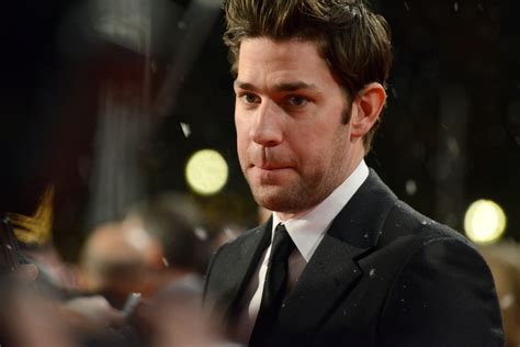 Why did John Krasinski wear a wig that he made himself? - Best Of Glamour