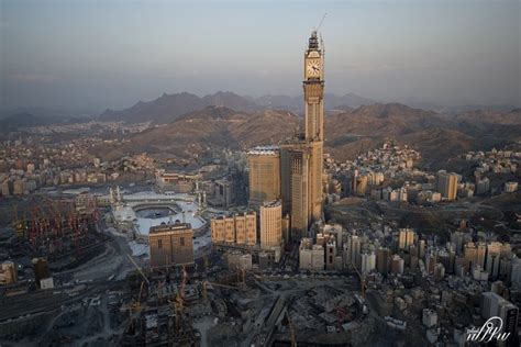 The Abraj Al-Bait Tower in Makkah, Saudi Arabia | Found The World