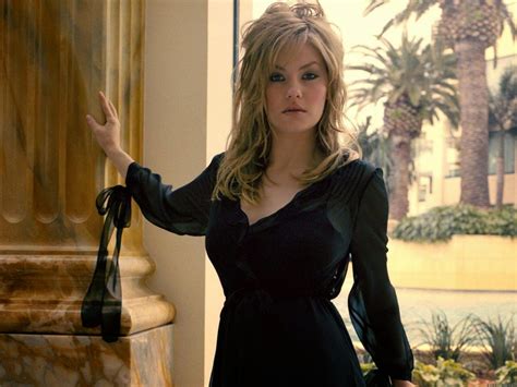 Elisha Cuthbert Wallpaper Elisha Cuthbert Beautiful Wallpaper Elisha Cuthbert Hot Latest