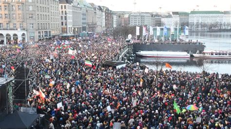 Hamburger Demo Gegen Rechtsextremismus An Anderen Ort Verlegt SHZ