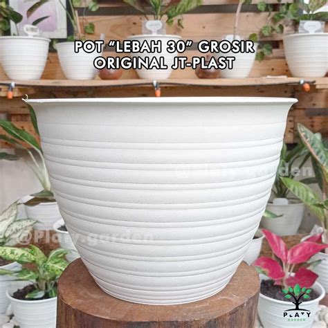 Jual Pot Tawon Lebah 30 Cm Pendek Putih Tanaman Hias Bunga Model