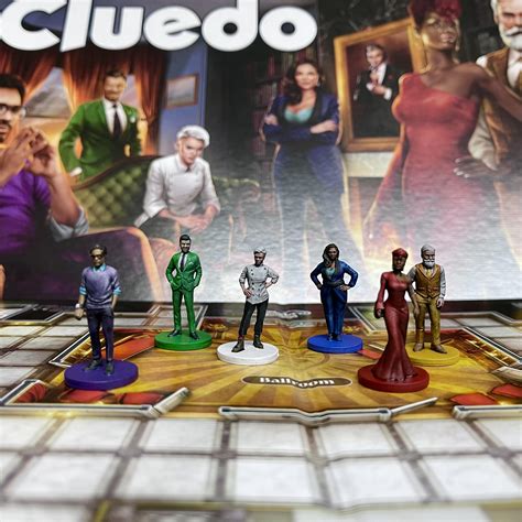 Board Game Chef White Cluedo Cluedo 2023 Colonel Mustard Mayor Green Miss Scarlet