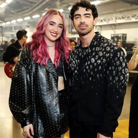 Ela Taubert Y Joe Jonas Estrenan El Video Oficial De C Mo Pas Tras