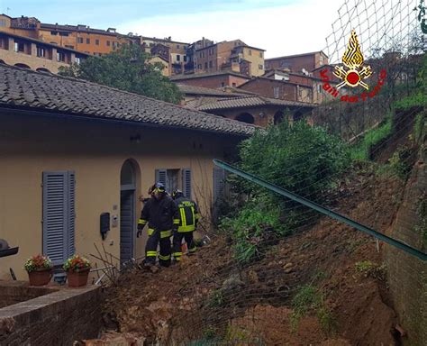 Maltempo Nel Senese Torrenti Esondati Allagamenti E Strade Chiuse