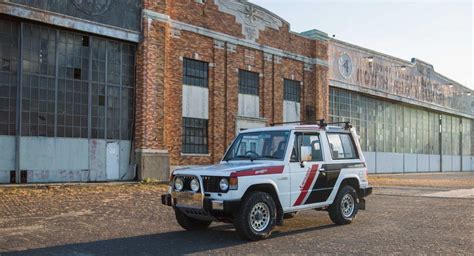 1988 Pajero ‘Paris-Dakar’ Special Comes From Mitsubishi’s Glory Days In ...