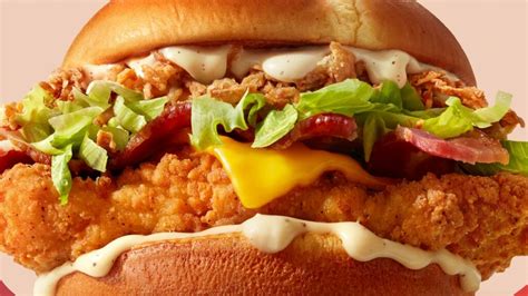 McDonald S Apresenta Novo McCrispy Chicken Legend Rede Food Service