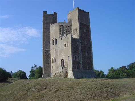 "Orford Castle" by lucsa at PicturesofEngland.com