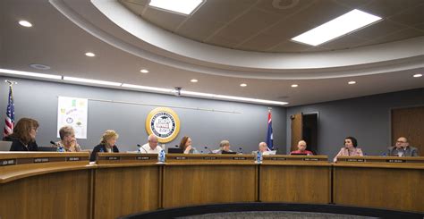 Riverton School Board Moves Forward With K 5 Reconfiguration County 10