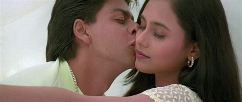 Places Where You Can Re Enact These Timeless Shah Rukh Khan Songs Bookmyshow Kuch Kuch Hota Hai