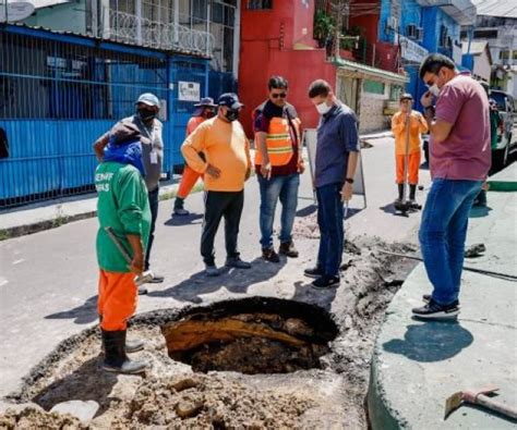 Notícias Gestão David Almeida trabalha em desobstrução de bueiros no