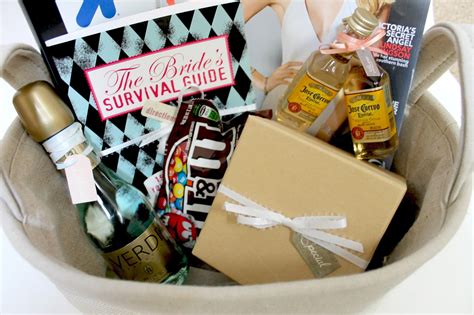 10 Awesome Gift Basket Ideas For Engagement Party