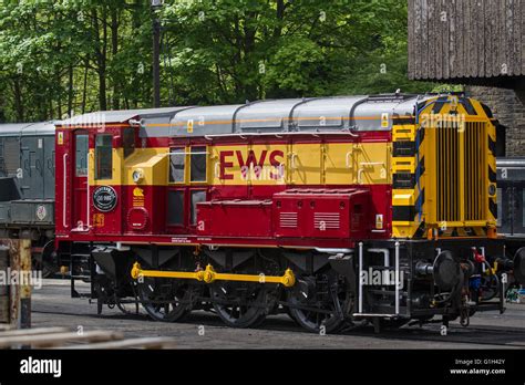 British Rail Br Class 08 Dieselelektrischer Rangierer Fotos Und Bildmaterial In Hoher