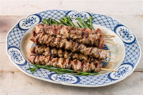 Arrosticini Recipe Abruzzese Lamb Skewers Great Italian Chefs