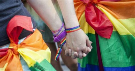 Coppia Gay Aggredita A Palermo L Intervista Sento Ancora Il Rumore Del Pugno Volevano