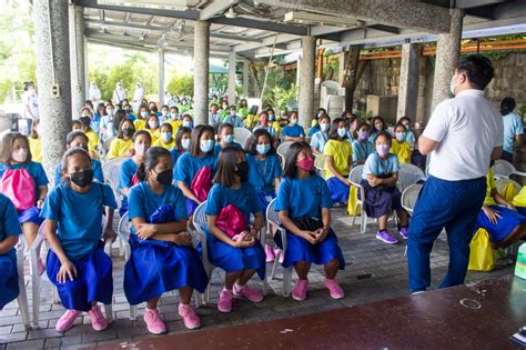 Volunteers Send Rice To Girlstown And Boystown In Silang Cavite Tzu