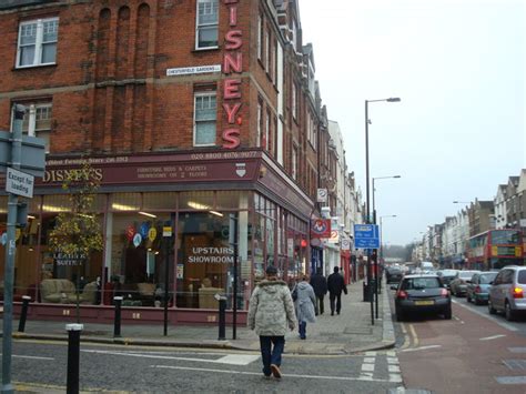 Green Lanes Harringay London N4 © Stacey Harris Cc By Sa20