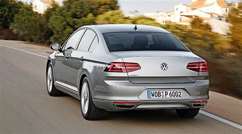 Vw Passat 2 0 Tdi Se Business 2015 Review Car Magazine