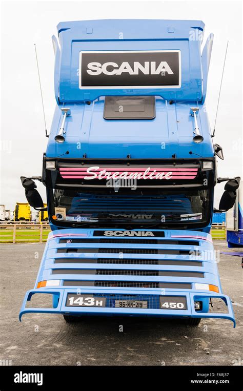 Scania 143 450 hi-res stock photography and images - Alamy