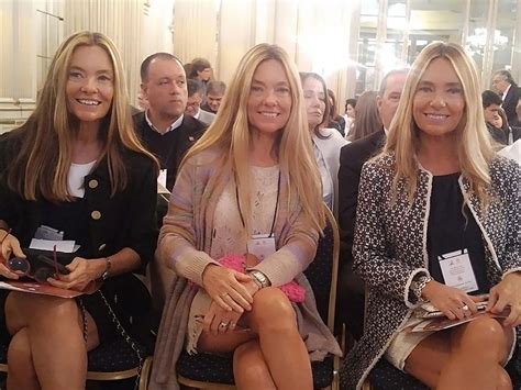 A Los Las Trillizas De Oro Posaron En Bikini Y Al Natural Diosas Infobae