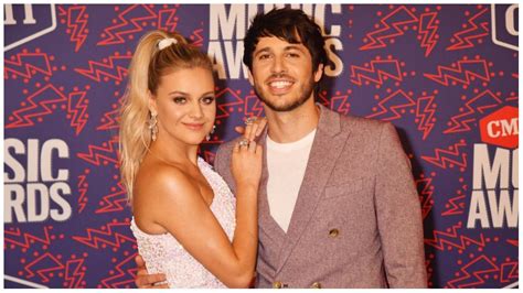 How Old Is Morgan Evans All About Kelsea Ballerinis Husband As Singer Files For Divorce After