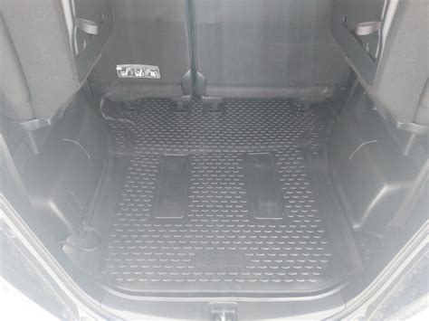 Резиновые ковры на весь авто — Honda Freed (1G), 1,5 л, 2010 года ...