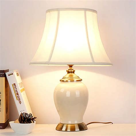 Modern European Pastoral High End Ceramic Fabric Led E27 Table Lamp For