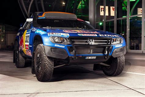 When The VW Race Touareg Dominated Dakar