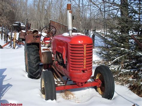 Massey Harris 201 Tractor Photos Information