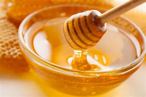 Is Honey Good for Your Hair? Here Are 5 Reasons Why You Should Use It