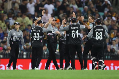 T World Cup Nz Thrashes Australia By Runs In Super Opener