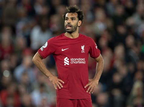 أسطورة ليفربول يشن هجوما على محمد صلاح الأسبوع