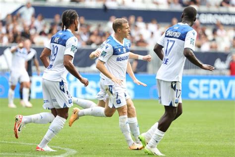 Auxerre Et Angers Vainqueurs Grenoble Et Saint Étienne Accrochés En