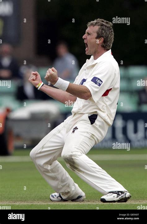 Cricket Frizzell County Championship Hi Res Stock Photography And