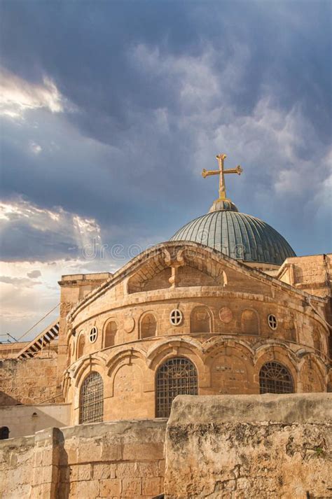 Iglesia De Santo Sepulcro En Jerusal N Israel Foto De Archivo Imagen