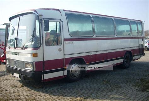 Mercedes Benz 0303 Coach Bus 9r 33 1 1978 Coaches Photo And Specs