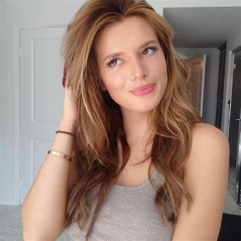 Bella Thorne Instagram Pics, Febraury 2016