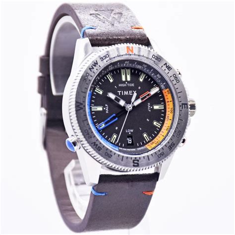 Liga Arloji Timex TW4B29500