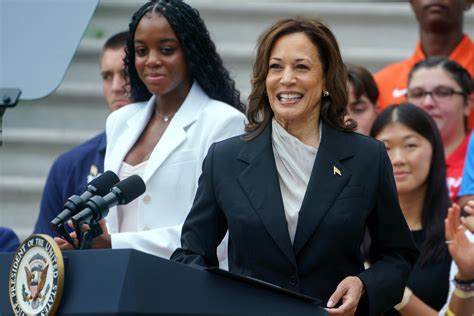 Kamala Harris Iniciar Una Gira Por Estados Clave Para Las Elecciones