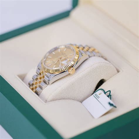 Rolex Datejust 126233 0015 Champagne 36mm Dial Jubilee Bracelet Watch