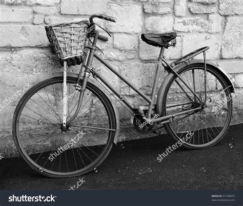 Vintage Bicycle In Black And White Stock Photo 57104872 : Shutterstock