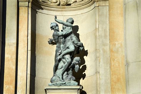 Ny lag som kräver ja till sex röstades igenom Arbetaren