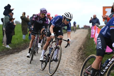 Sanne Cant Back On Bike With 60 Facial Stitches After Paris Roubaix