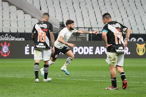 Vasco melhora alterações de Ramon Diáz mas é derrotado pelo