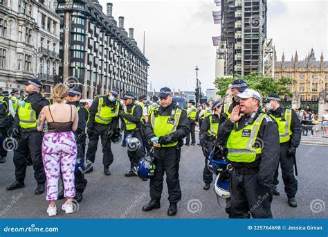 London England 24 July 2021 Police Officers At Parliament Square