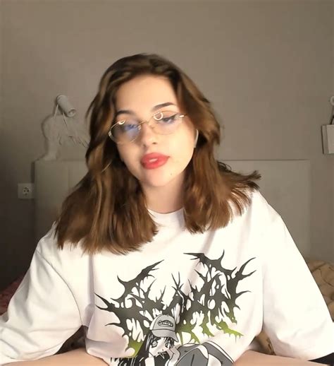 Taking Pictures With Sweat Bandicam Porn Pic