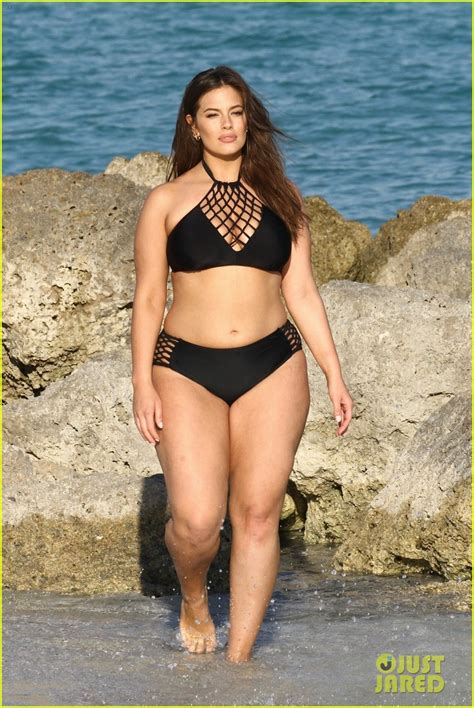 Ashley Graham Shows Off Her Curves During Bikini Photo Shoot Photo 4050873 Ashley Graham