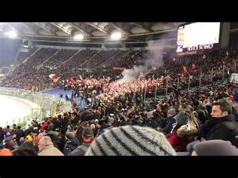 Contestazione Curva Sud Roma Cor Presidente Pezzente Youtube