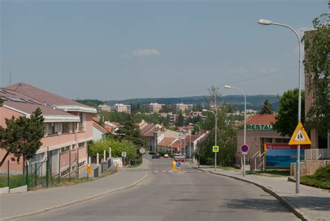 Revitalizace Okol Bytov Ch Dom Je N M Brno E Kovice A Mokr Hora